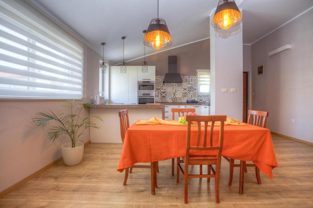 Ferienwohnung Diconi Pula Exterior foto