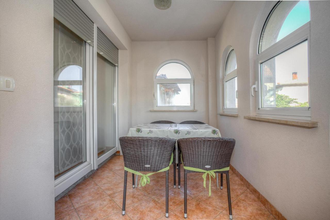 Ferienwohnung Diconi Pula Exterior foto
